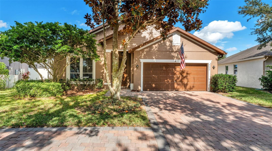 DAVENPORT, Florida 33837, 4 Bedrooms Bedrooms, ,3 BathroomsBathrooms,Residential,For Sale,BRIDGEFORD CROSSING,0,MFRL4957203