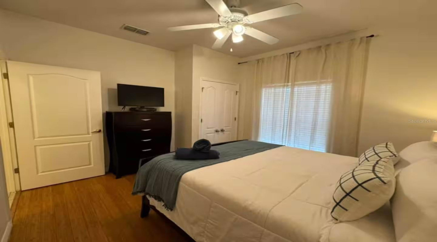 KISSIMMEE, Florida 34746, 5 Bedrooms Bedrooms, ,3 BathroomsBathrooms,Residential,For Sale,CARAVELLE,0,MFRO6359391