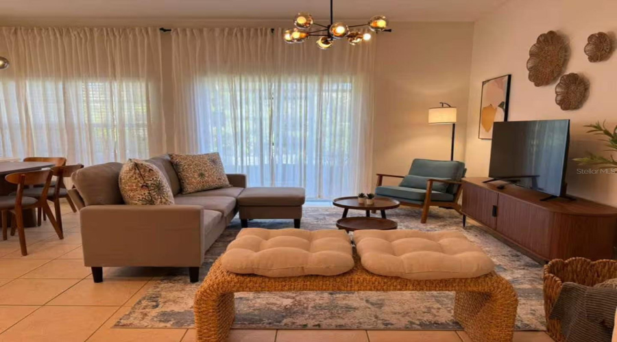 KISSIMMEE, Florida 34746, 5 Bedrooms Bedrooms, ,3 BathroomsBathrooms,Residential,For Sale,CARAVELLE,0,MFRO6359391