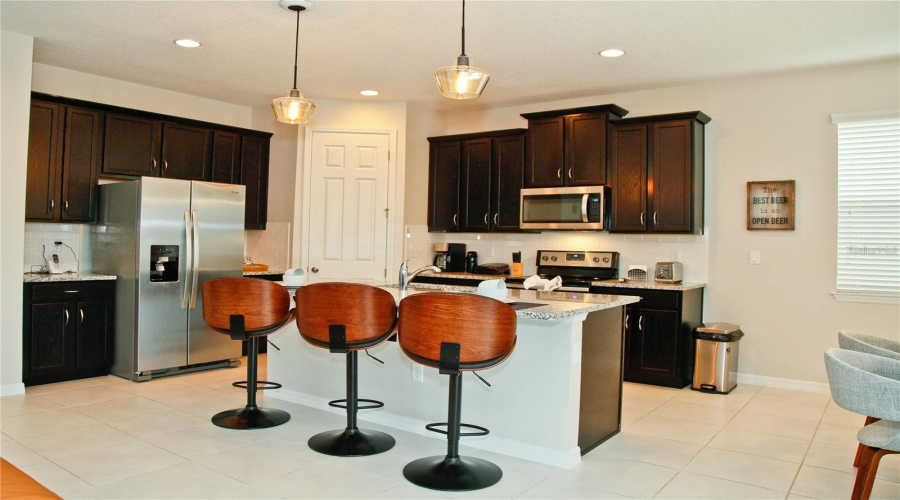 KISSIMMEE, Florida 34747, 4 Bedrooms Bedrooms, ,3 BathroomsBathrooms,Residential,For Sale,PELICAN COVE,0,MFRS5138250