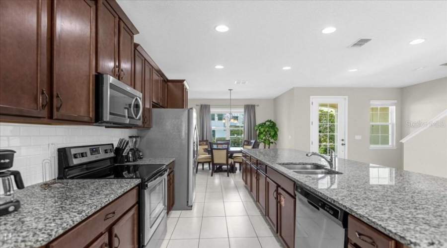 KISSIMMEE, Florida 34747, 3 Bedrooms Bedrooms, ,3 BathroomsBathrooms,Residential,For Sale,CAREY PALM,0,MFRO6356158