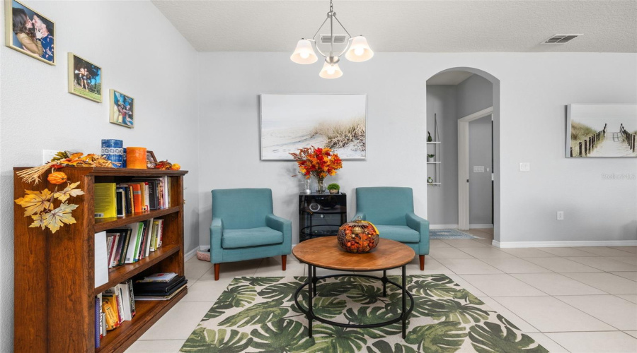 DAVENPORT, Florida 33837, 4 Bedrooms Bedrooms, ,2 BathroomsBathrooms,Residential,For Sale,WHIRLAWAY,0,MFRO6358268