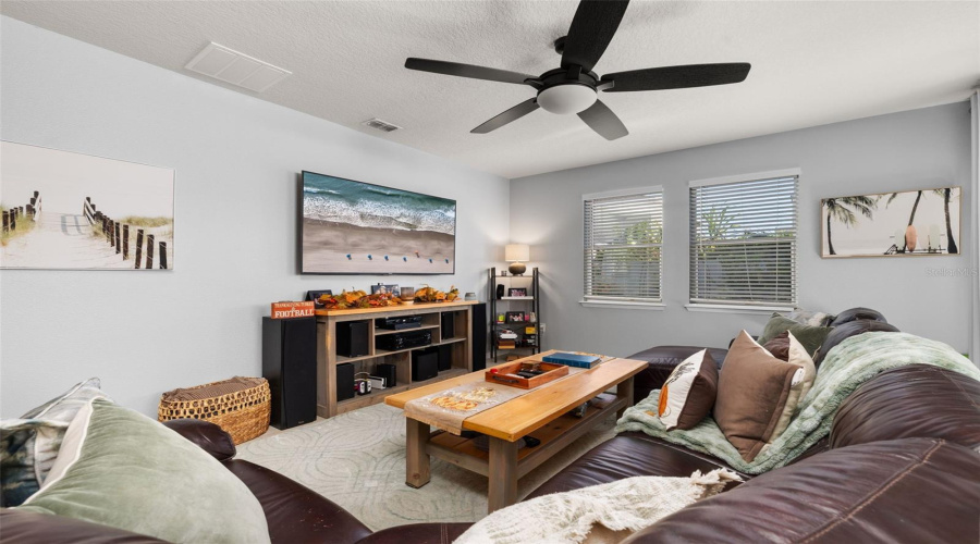 DAVENPORT, Florida 33837, 4 Bedrooms Bedrooms, ,2 BathroomsBathrooms,Residential,For Sale,WHIRLAWAY,0,MFRO6358268