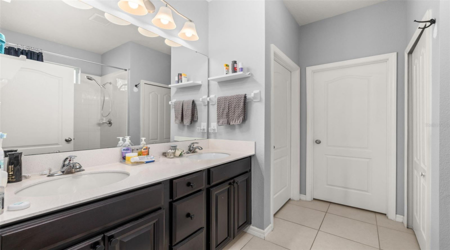 DAVENPORT, Florida 33837, 4 Bedrooms Bedrooms, ,2 BathroomsBathrooms,Residential,For Sale,WHIRLAWAY,0,MFRO6358268