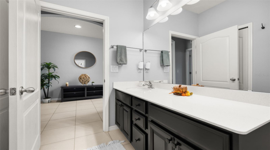 DAVENPORT, Florida 33837, 4 Bedrooms Bedrooms, ,2 BathroomsBathrooms,Residential,For Sale,WHIRLAWAY,0,MFRO6358268