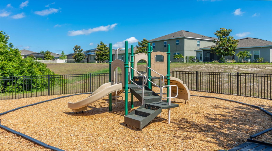 DAVENPORT, Florida 33837, 4 Bedrooms Bedrooms, ,2 BathroomsBathrooms,Residential,For Sale,WHIRLAWAY,0,MFRO6358268