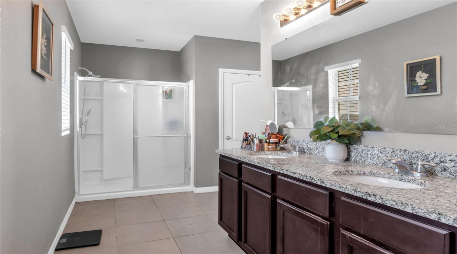 DAVENPORT, Florida 33837, 4 Bedrooms Bedrooms, ,2 BathroomsBathrooms,Residential,For Sale,LUDISIA,0,MFRO6359603