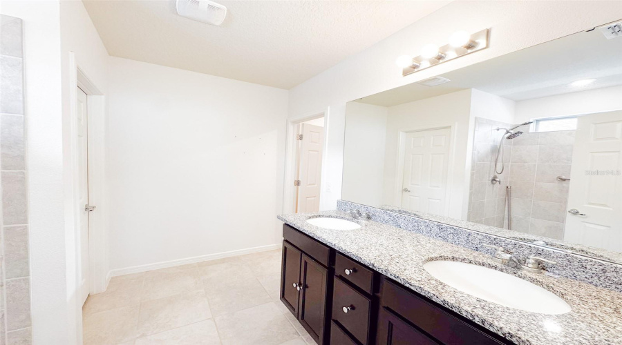 DAVENPORT, Florida 33837, 4 Bedrooms Bedrooms, ,2 BathroomsBathrooms,Residential,For Sale,CITRUS ISLE,0,MFRO6313341