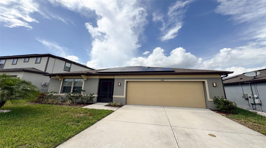 DAVENPORT, Florida 33837, 4 Bedrooms Bedrooms, ,2 BathroomsBathrooms,Residential,For Sale,CITRUS ISLE,0,MFRO6313341