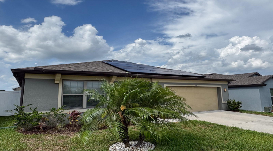 DAVENPORT, Florida 33837, 4 Bedrooms Bedrooms, ,2 BathroomsBathrooms,Residential,For Sale,CITRUS ISLE,0,MFRO6313341