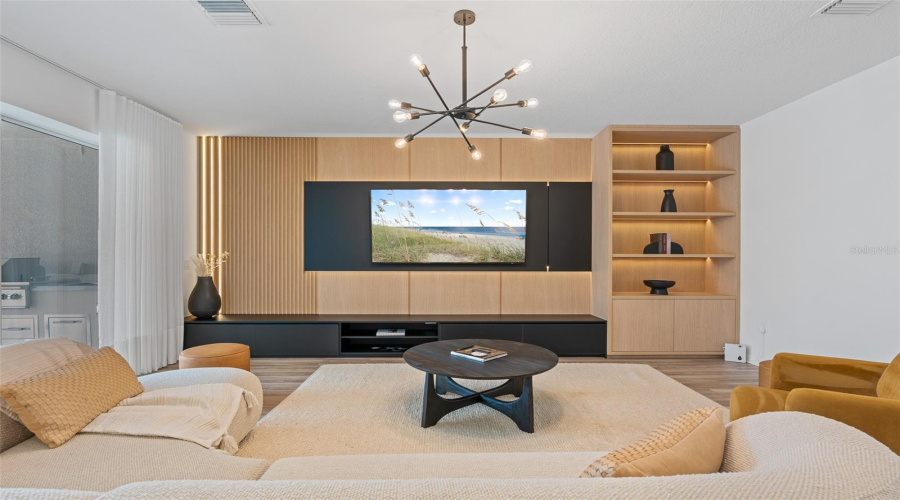 ORLANDO, Florida 32836, 4 Bedrooms Bedrooms, ,4 BathroomsBathrooms,Residential,For Sale,FENTON,0,MFRO6305190