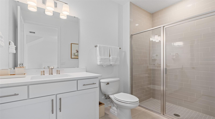 ORLANDO, Florida 32836, 4 Bedrooms Bedrooms, ,4 BathroomsBathrooms,Residential,For Sale,FENTON,0,MFRO6305190