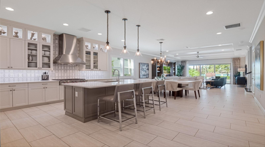 ORLANDO, Florida 32836, 6 Bedrooms Bedrooms, ,5 BathroomsBathrooms,Residential,For Sale,ROYAL ISLAND,0,MFRO6359619