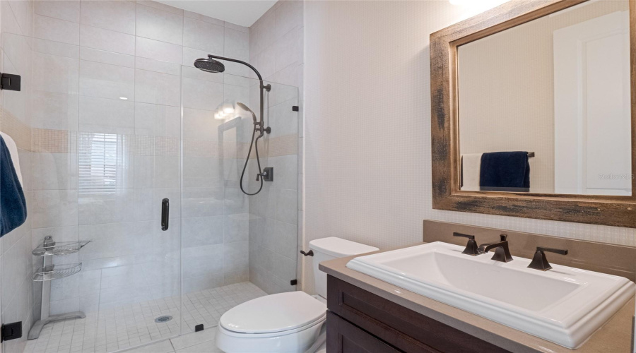 ORLANDO, Florida 32836, 6 Bedrooms Bedrooms, ,5 BathroomsBathrooms,Residential,For Sale,ROYAL ISLAND,0,MFRO6359619