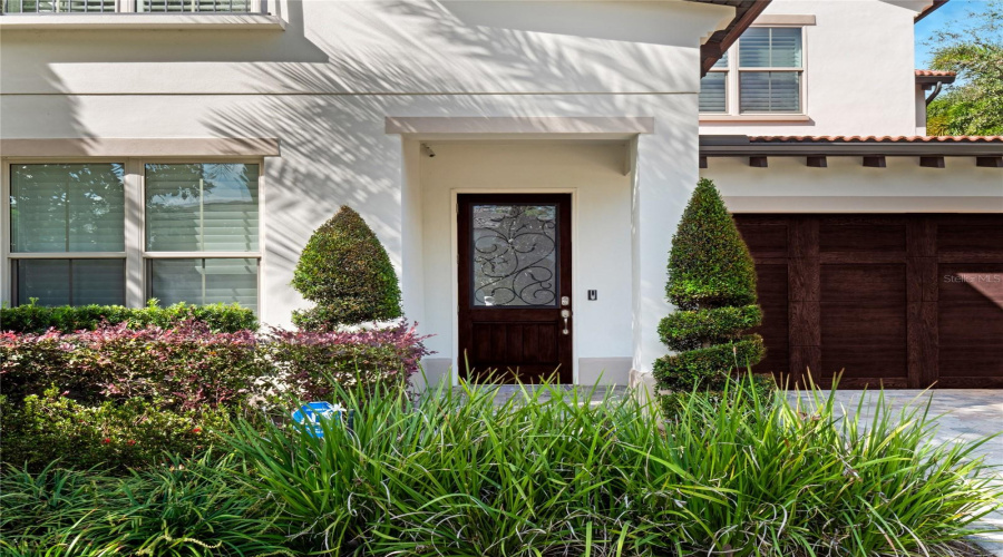 ORLANDO, Florida 32836, 6 Bedrooms Bedrooms, ,5 BathroomsBathrooms,Residential,For Sale,ROYAL ISLAND,0,MFRO6359619