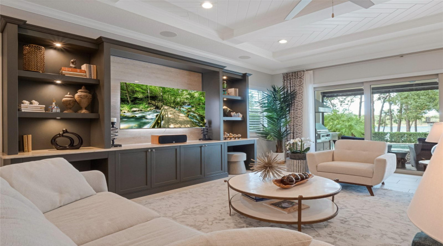 ORLANDO, Florida 32836, 6 Bedrooms Bedrooms, ,5 BathroomsBathrooms,Residential,For Sale,ROYAL ISLAND,0,MFRO6359619