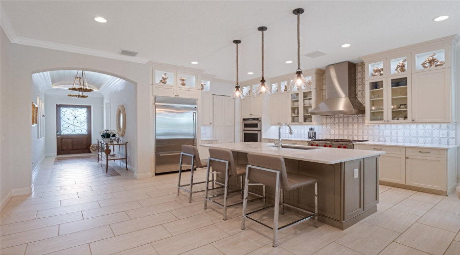 ORLANDO, Florida 32836, 6 Bedrooms Bedrooms, ,5 BathroomsBathrooms,Residential,For Sale,ROYAL ISLAND,0,MFRO6359619