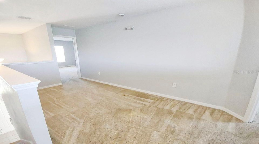 DAVENPORT, Florida 33837, 6 Bedrooms Bedrooms, ,5 BathroomsBathrooms,Residential,For Sale,CROFTON,0,MFRO6359243