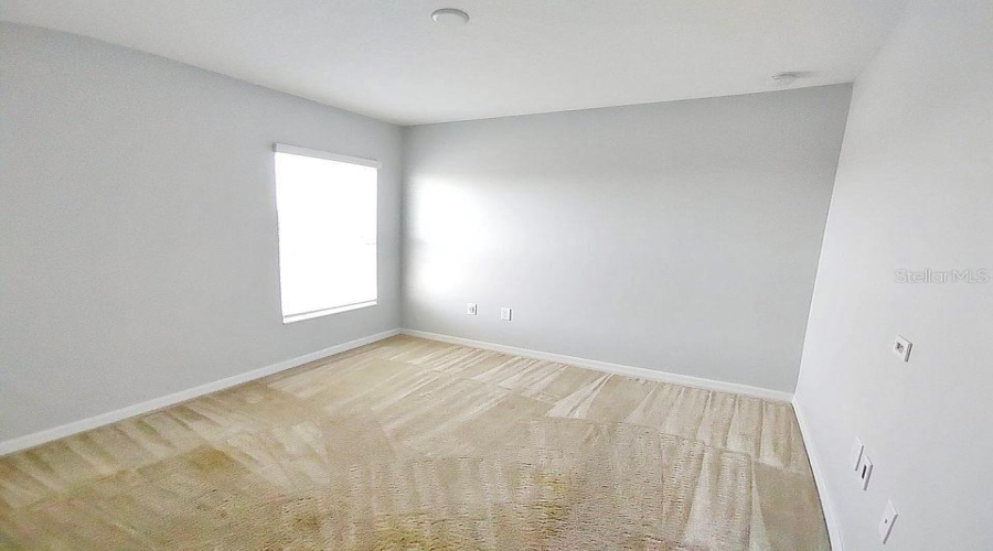 DAVENPORT, Florida 33837, 6 Bedrooms Bedrooms, ,5 BathroomsBathrooms,Residential,For Sale,CROFTON,0,MFRO6359243