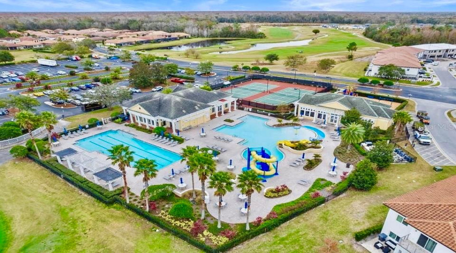 DAVENPORT, Florida 33837, 6 Bedrooms Bedrooms, ,5 BathroomsBathrooms,Residential,For Sale,CROFTON,0,MFRO6359243