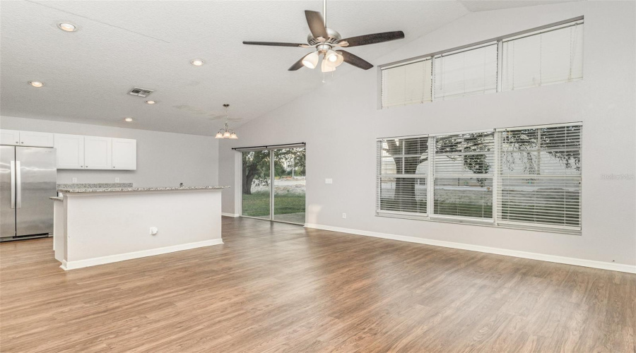 DAVENPORT, Florida 33837, 4 Bedrooms Bedrooms, ,3 BathroomsBathrooms,Residential,For Sale,SILVER PALMS CIR,0,MFRO6348416