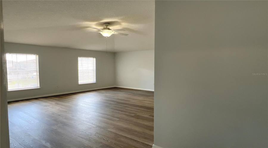 Master-suite entrance