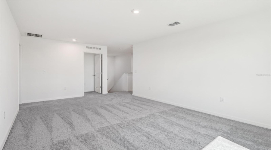 DAVENPORT, Florida 33837, 4 Bedrooms Bedrooms, ,2 BathroomsBathrooms,Residential,For Sale,MEADOW WALK,0,MFRO6359690