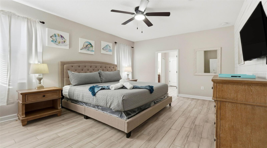 DAVENPORT, Florida 33896, 8 Bedrooms Bedrooms, ,5 BathroomsBathrooms,Residential,For Sale,MOON VALLEY,0,MFRO6359672