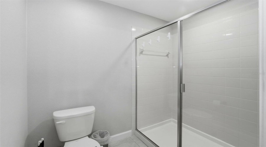 DAVENPORT, Florida 33896, 8 Bedrooms Bedrooms, ,5 BathroomsBathrooms,Residential,For Sale,MOON VALLEY,0,MFRO6359672