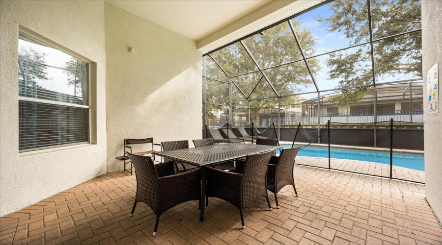 KISSIMMEE, Florida 34747, 6 Bedrooms Bedrooms, ,3 BathroomsBathrooms,Residential,For Sale,TEASCONE,0,MFRO6358850