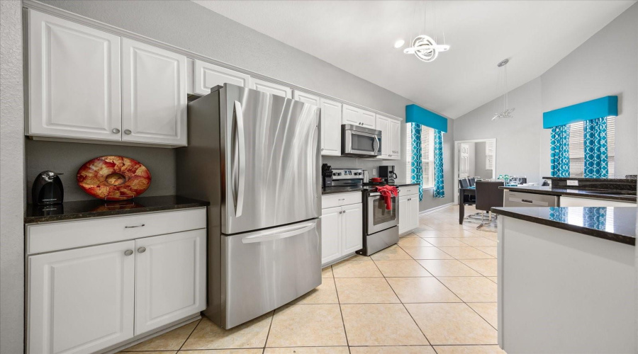 KISSIMMEE, Florida 34747, 6 Bedrooms Bedrooms, ,3 BathroomsBathrooms,Residential,For Sale,TEASCONE,0,MFRO6358850