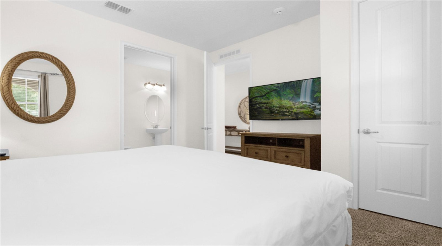 KISSIMMEE, Florida 34747, 10 Bedrooms Bedrooms, ,10 BathroomsBathrooms,Residential,For Sale,CLAWSON,0,MFRO6359854