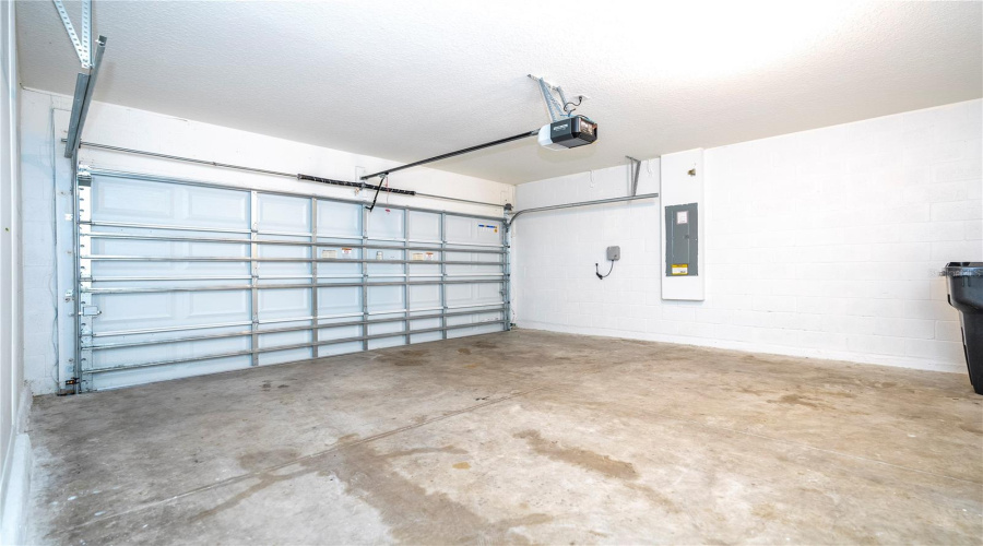 DAVENPORT, Florida 33837, 3 Bedrooms Bedrooms, ,2 BathroomsBathrooms,Residential,For Sale,DESERT ROSE,0,MFRO6358596