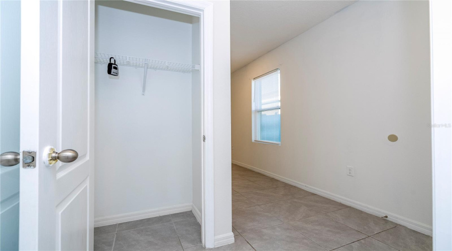 DAVENPORT, Florida 33837, 3 Bedrooms Bedrooms, ,2 BathroomsBathrooms,Residential,For Sale,DESERT ROSE,0,MFRO6358596