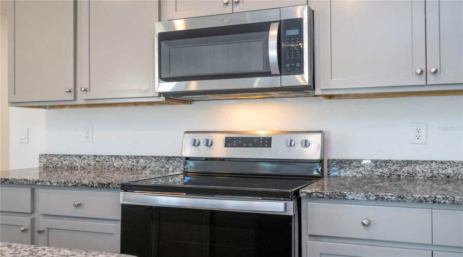 DAVENPORT, Florida 33837, 3 Bedrooms Bedrooms, ,2 BathroomsBathrooms,Residential,For Sale,DESERT ROSE,0,MFRO6358596