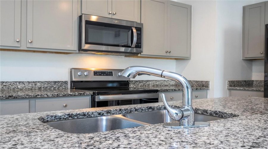 DAVENPORT, Florida 33837, 3 Bedrooms Bedrooms, ,2 BathroomsBathrooms,Residential,For Sale,DESERT ROSE,0,MFRO6358596