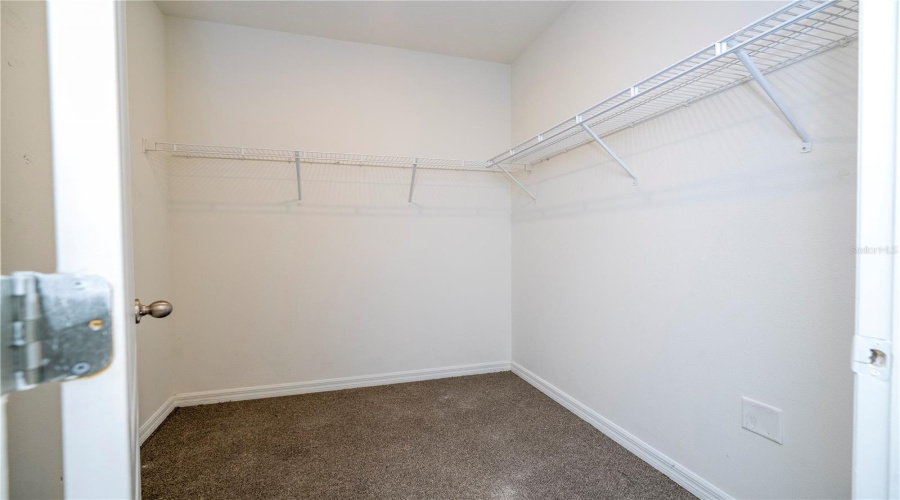 DAVENPORT, Florida 33837, 3 Bedrooms Bedrooms, ,2 BathroomsBathrooms,Residential,For Sale,DESERT ROSE,0,MFRO6358596