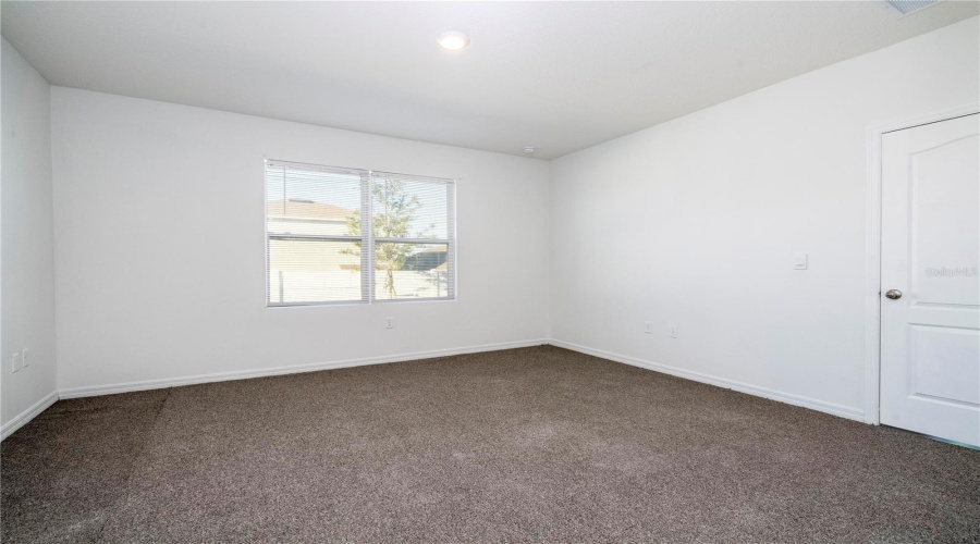 DAVENPORT, Florida 33837, 3 Bedrooms Bedrooms, ,2 BathroomsBathrooms,Residential,For Sale,DESERT ROSE,0,MFRO6358596