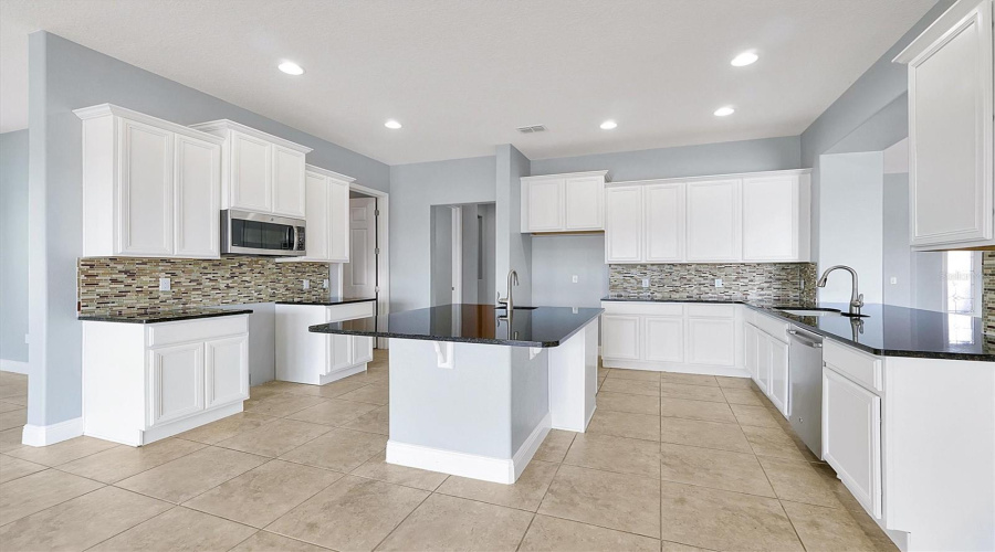 KISSIMMEE, Florida 34746, 7 Bedrooms Bedrooms, ,5 BathroomsBathrooms,Residential,For Sale,SPINNAKER,0,MFRO6359737