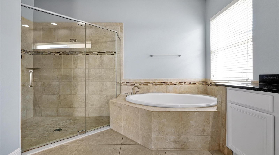 KISSIMMEE, Florida 34746, 7 Bedrooms Bedrooms, ,5 BathroomsBathrooms,Residential,For Sale,SPINNAKER,0,MFRO6359737