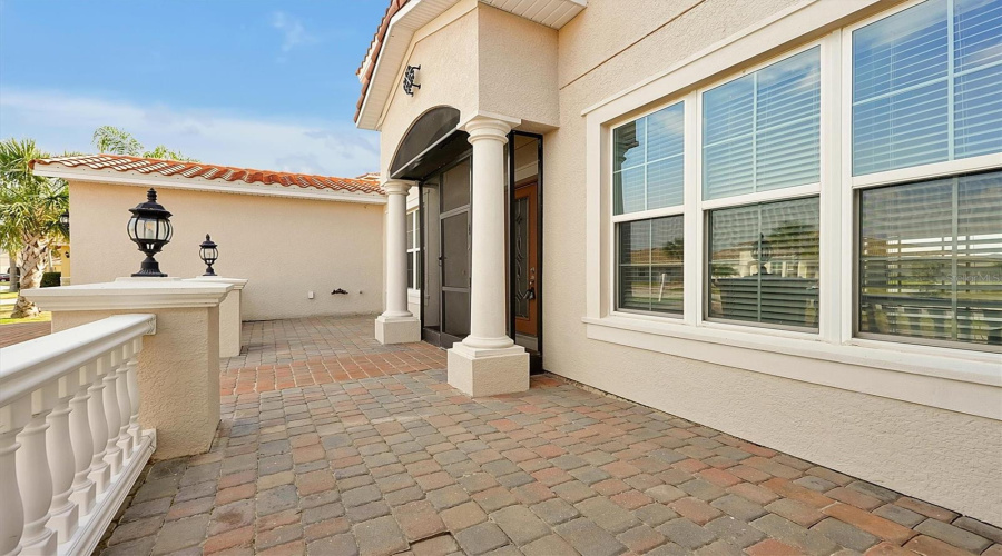 KISSIMMEE, Florida 34746, 7 Bedrooms Bedrooms, ,5 BathroomsBathrooms,Residential,For Sale,SPINNAKER,0,MFRO6359737