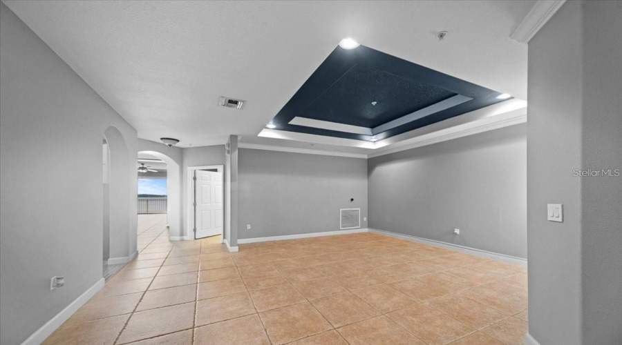 ORLANDO, Florida 32836, 2 Bedrooms Bedrooms, ,2 BathroomsBathrooms,Residential,For Sale,THE ESPLANADE,0,MFRS5138381