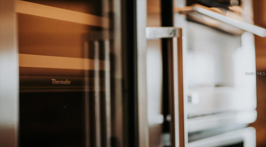 ORLANDO, Florida 32836, 2 Bedrooms Bedrooms, ,2 BathroomsBathrooms,Residential,For Sale,THE ESPLANADE,0,MFRS5138381