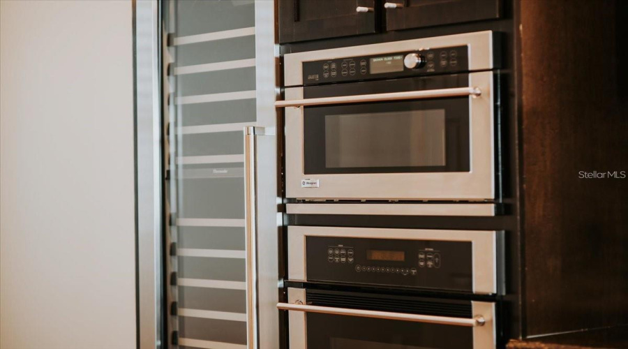 ORLANDO, Florida 32836, 2 Bedrooms Bedrooms, ,2 BathroomsBathrooms,Residential,For Sale,THE ESPLANADE,0,MFRS5138381