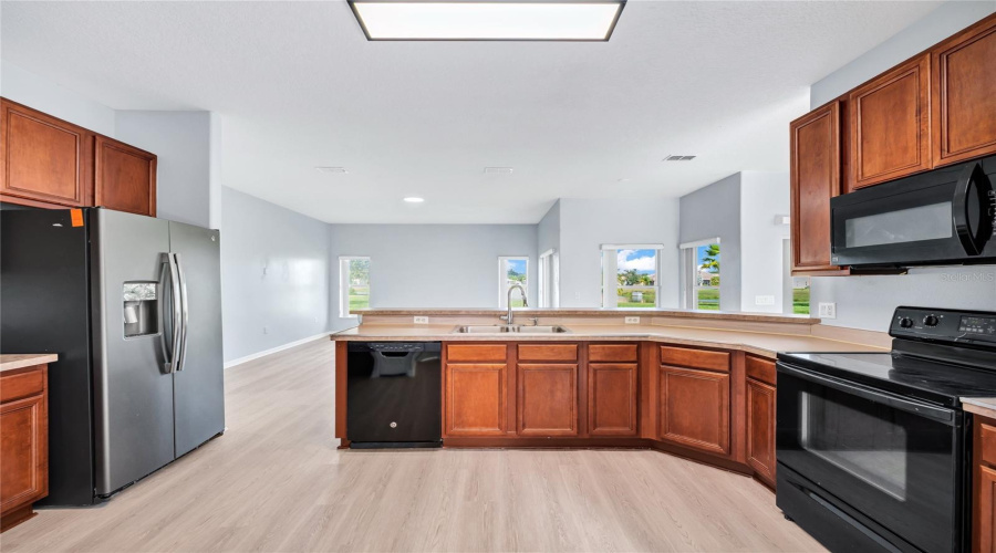 KISSIMMEE, Florida 34746, 3 Bedrooms Bedrooms, ,2 BathroomsBathrooms,Residential,For Sale,SKYVIEW,0,MFRO6358678