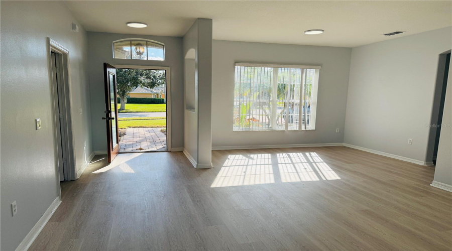 KISSIMMEE, Florida 34746, 3 Bedrooms Bedrooms, ,2 BathroomsBathrooms,Residential,For Sale,SKYVIEW,0,MFRO6358678