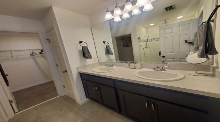 KISSIMMEE, Florida 34746, 4 Bedrooms Bedrooms, ,2 BathroomsBathrooms,Residential,For Sale,WISPY CYPRESS,0,MFRO6359907