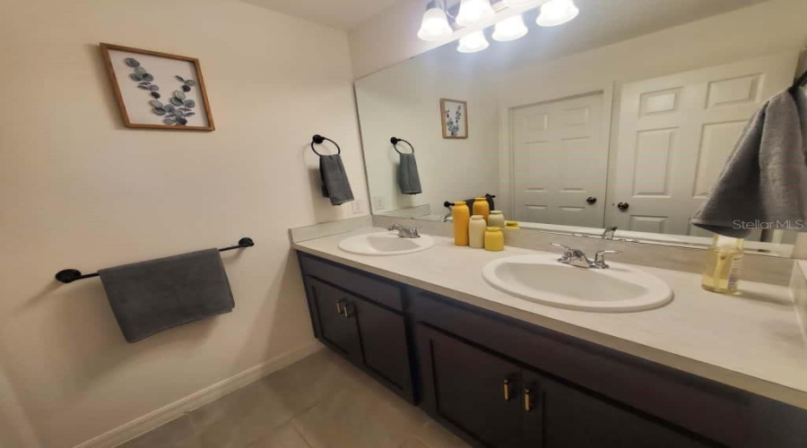 KISSIMMEE, Florida 34746, 4 Bedrooms Bedrooms, ,2 BathroomsBathrooms,Residential,For Sale,WISPY CYPRESS,0,MFRO6359907
