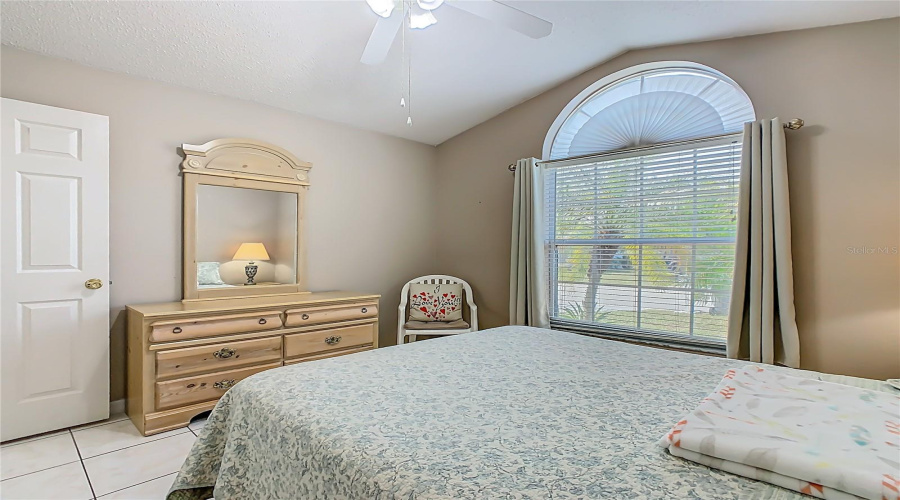 DAVENPORT, Florida 33897, 4 Bedrooms Bedrooms, ,2 BathroomsBathrooms,Residential,For Sale,HALSTEAD,0,MFRO6359958