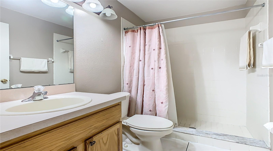 DAVENPORT, Florida 33897, 4 Bedrooms Bedrooms, ,2 BathroomsBathrooms,Residential,For Sale,HALSTEAD,0,MFRO6359958